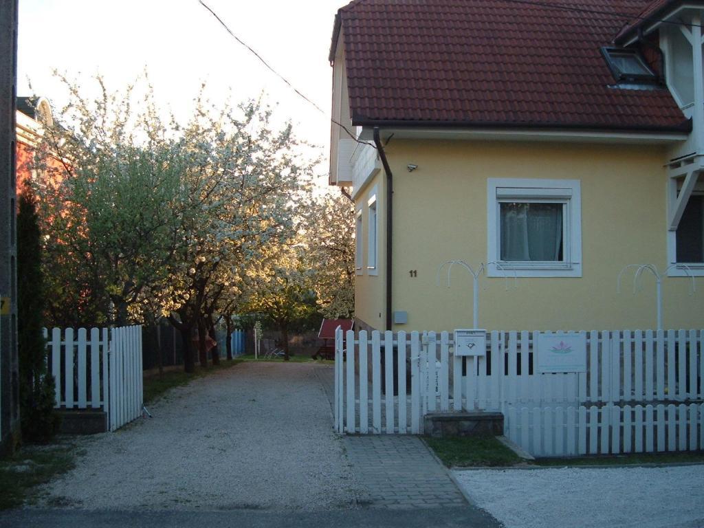 Apartman Heviz Holiday Exterior photo